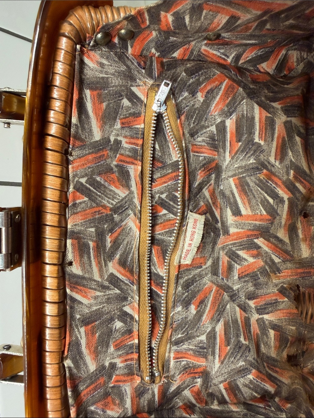 Wicker or Rattan purse with Tortoiseshell Accents vintage Japan - Picture 10 of 10